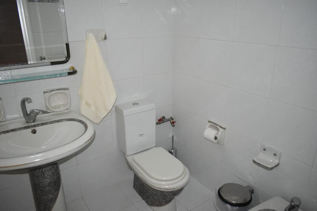 Comfortable Opposite The Park Apartment *